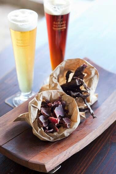 𝐅𝐋𝐀𝐕𝐎𝐔𝐑𝐄𝐃 𝐁𝐈𝐋𝐓𝐎𝐍𝐆